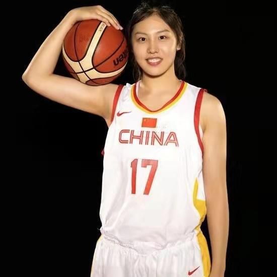 亚洲免费婷婷